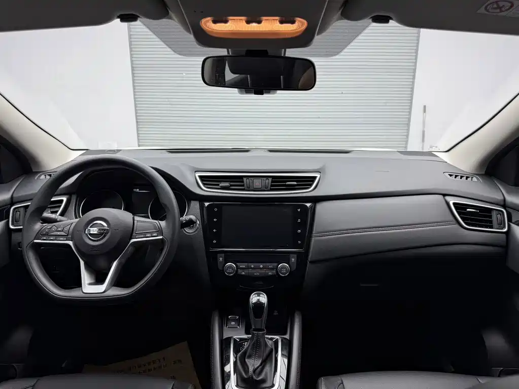 Nissan Qashqai — миниатюра 14