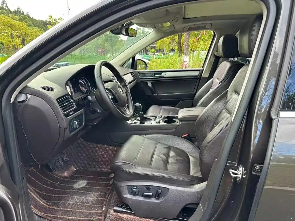 Volkswagen Touareg — миниатюра 6