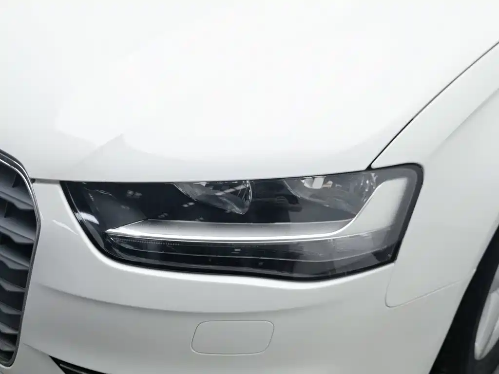 Audi A4L — миниатюра 7