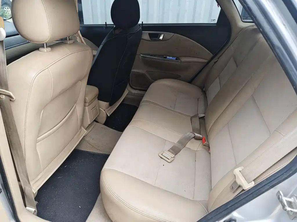 Buick Excelle — миниатюра 5