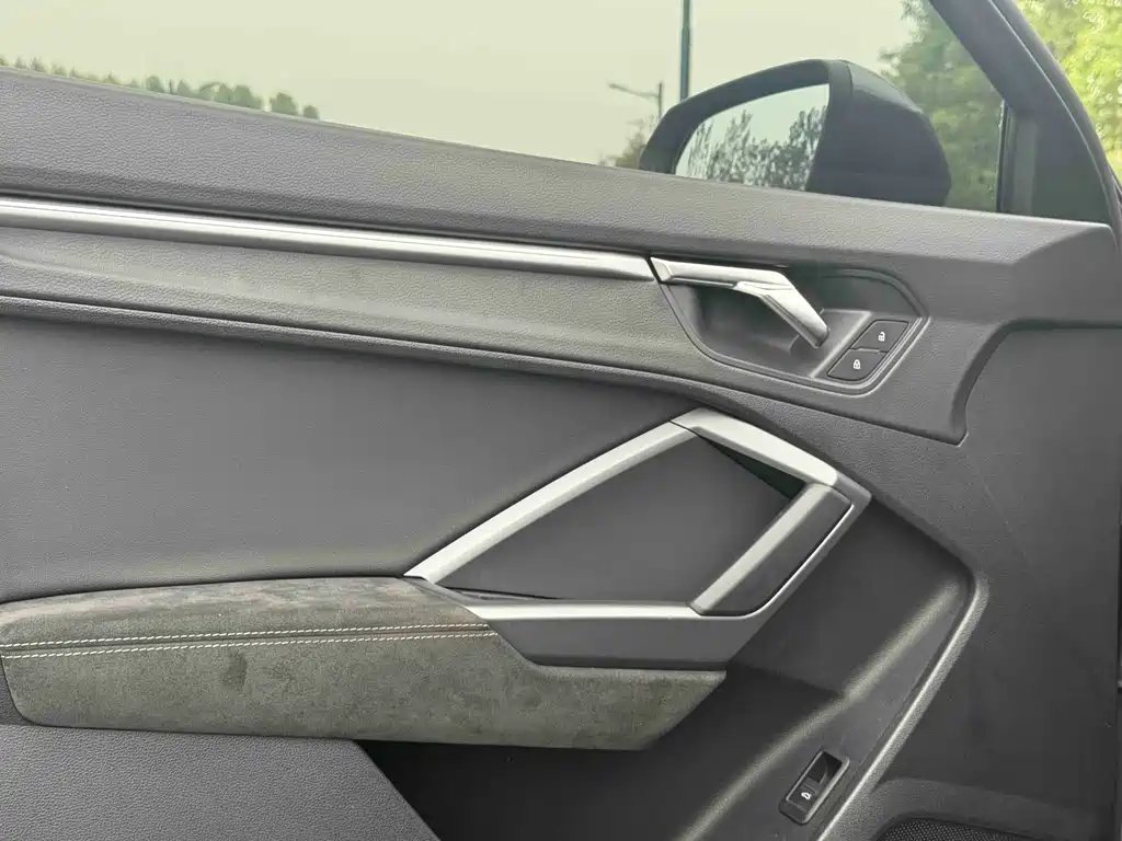 Audi Q3 Sportback — миниатюра 5