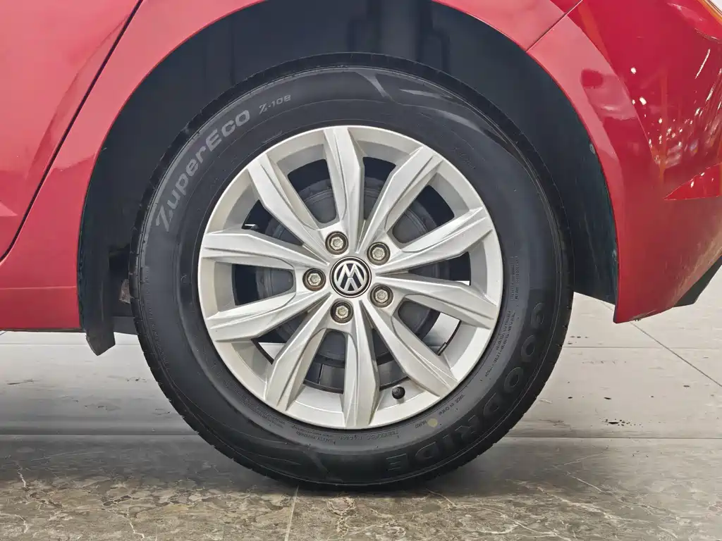 Volkswagen Polo 2019 Plus 1.5L AT