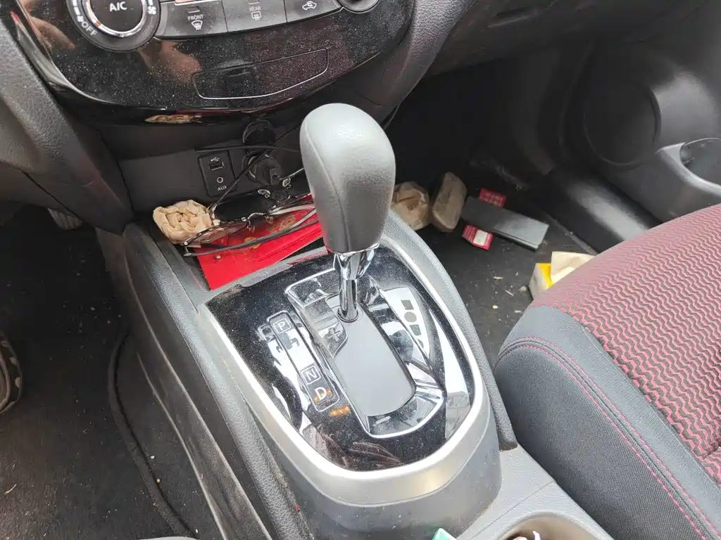 Nissan Qashqai — миниатюра 15