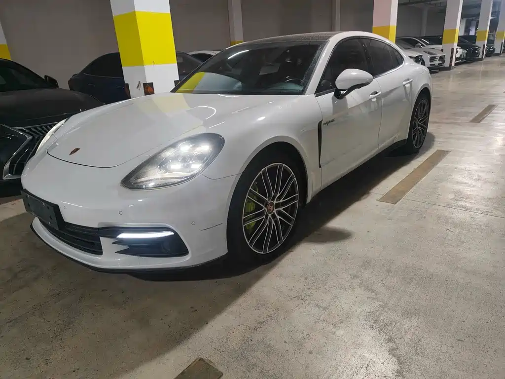 Porsche Panamera Hybrid