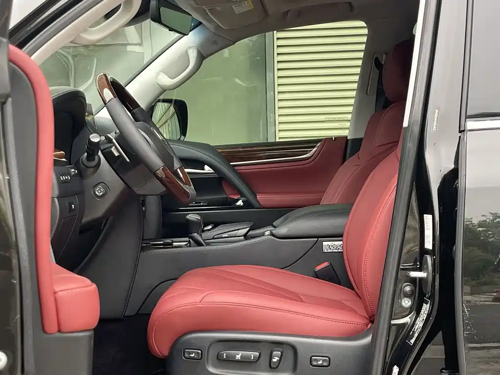 Lexus LX 2016 570
