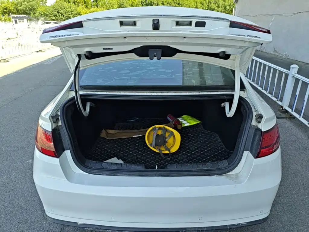 Geely Emgrand GL — миниатюра 19