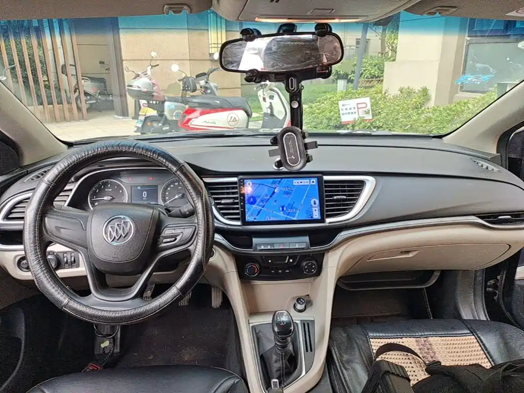 Buick Excelle — миниатюра 10