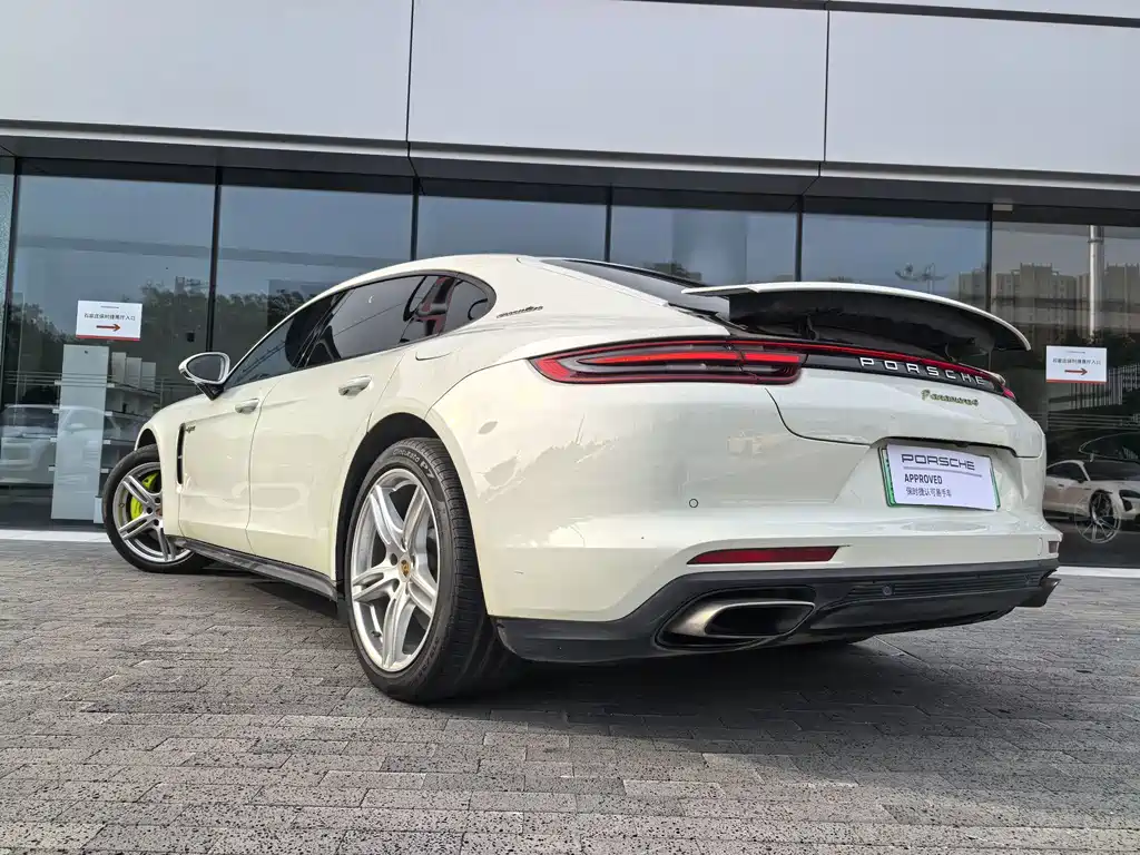 Porsche Panamera Hybrid — миниатюра 15