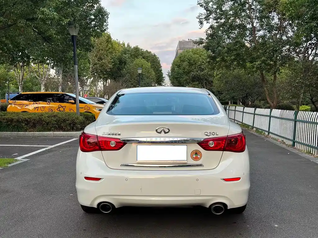 Infiniti Q50L — миниатюра 8