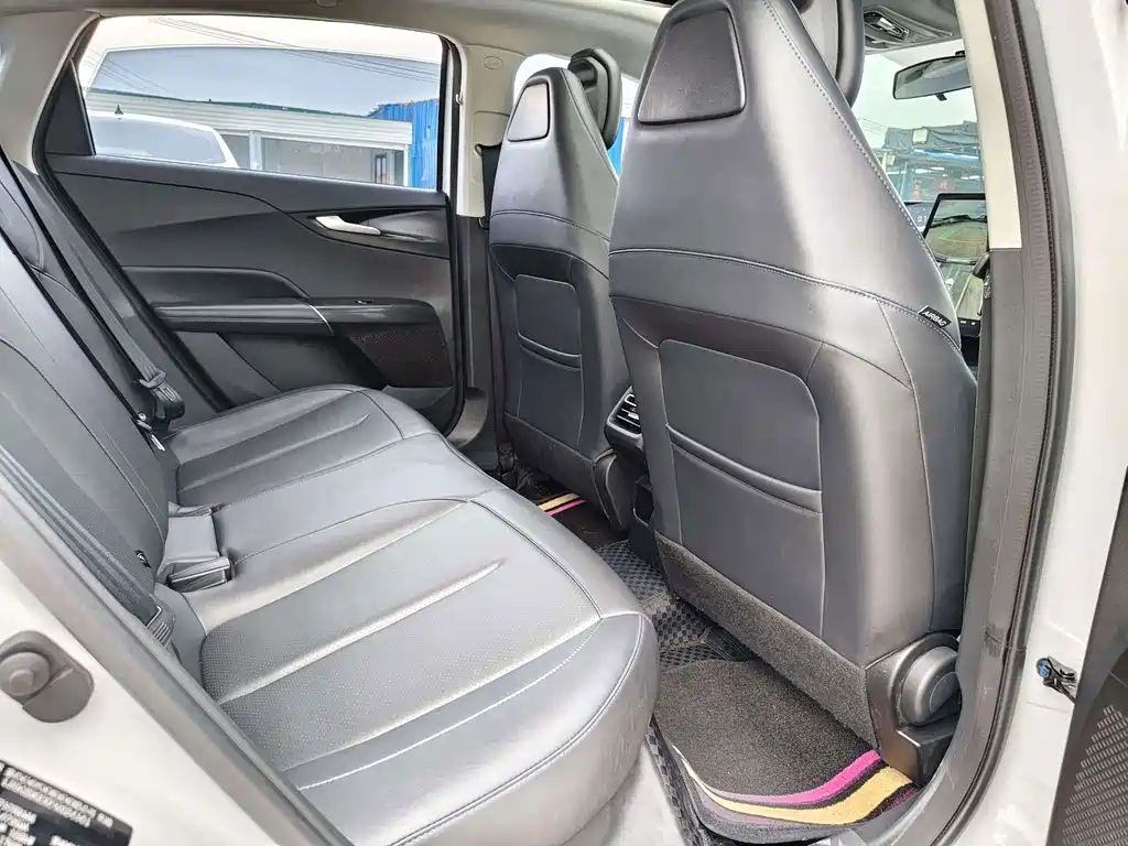 Changan Yida — миниатюра 12