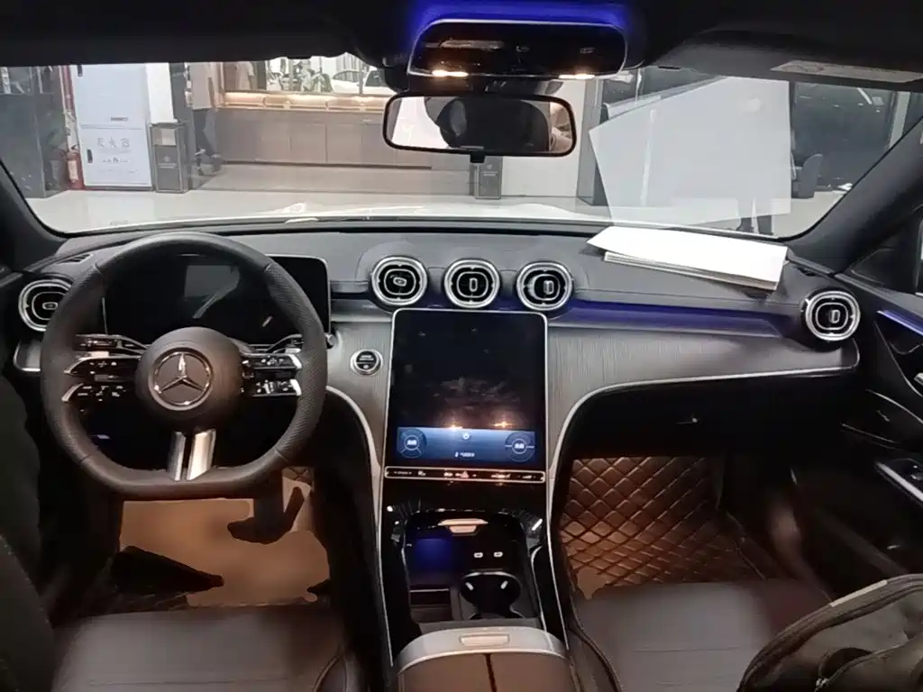 Mercedes-Benz C-Class — миниатюра 10