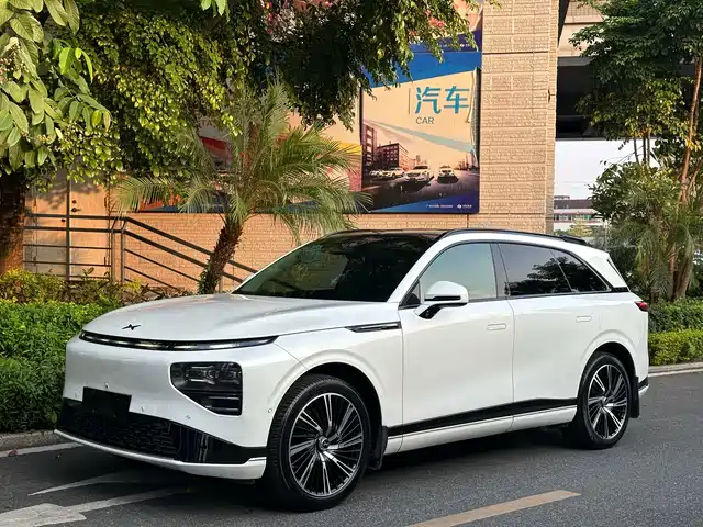 XPeng G9