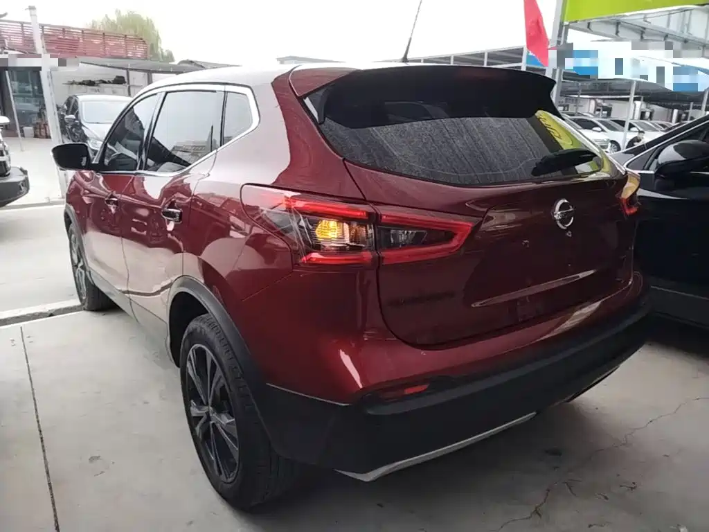 Nissan Qashqai — миниатюра 5