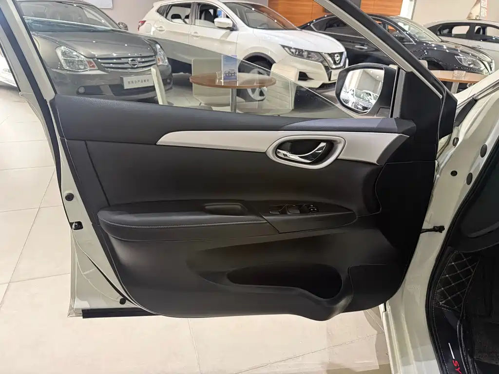 Nissan Sylphy 2022 1.6XE CVT Comfort