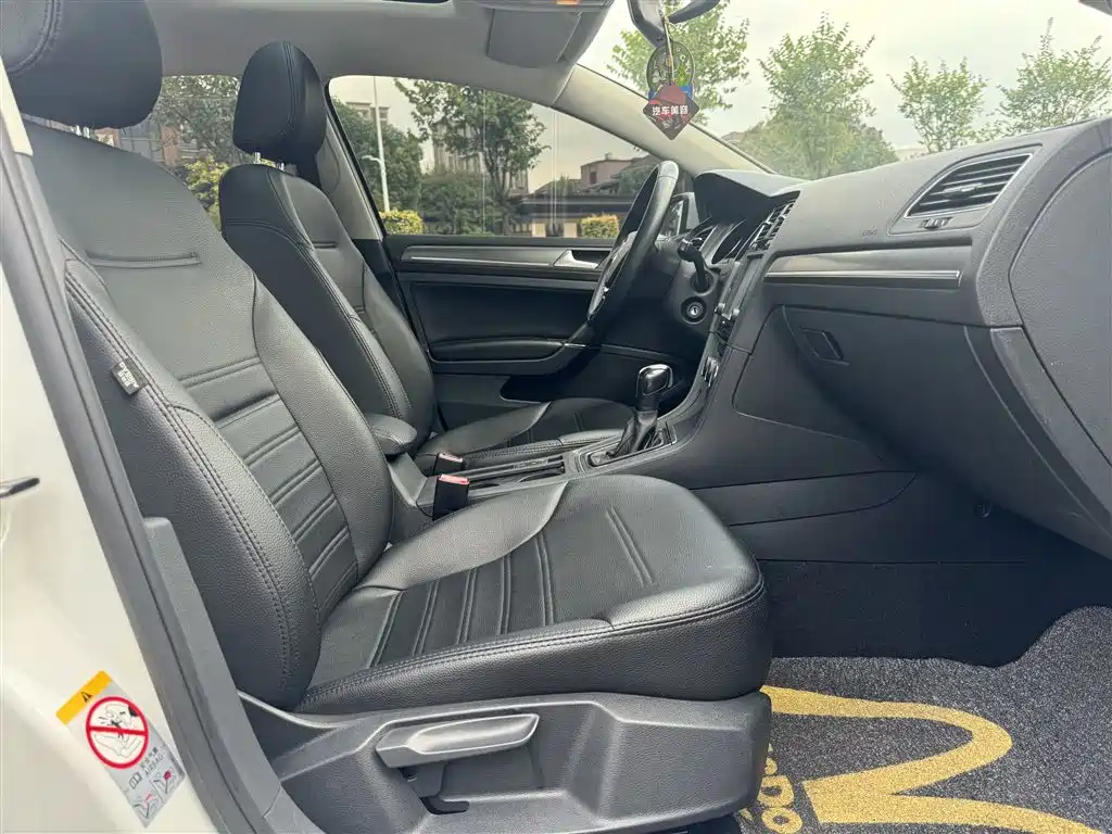 Volkswagen Golf — миниатюра 7