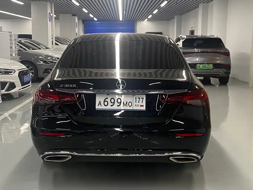 Mercedes-Benz E-Class — миниатюра 17