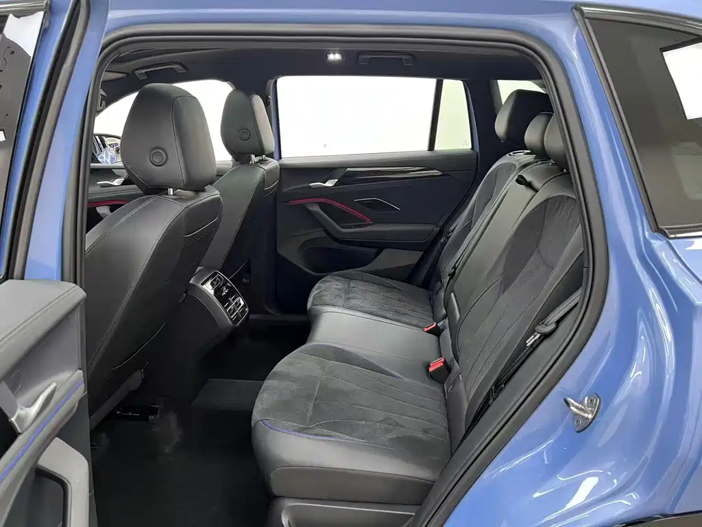 Volkswagen Tiguan L — миниатюра 9