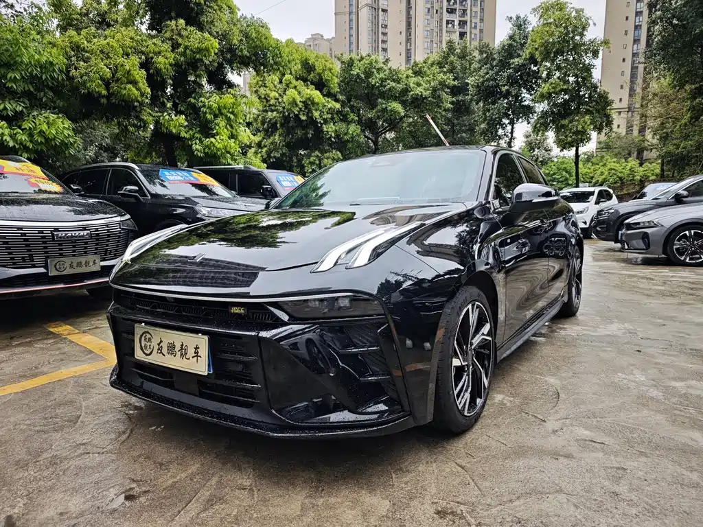 Lynk & Co 03 2025