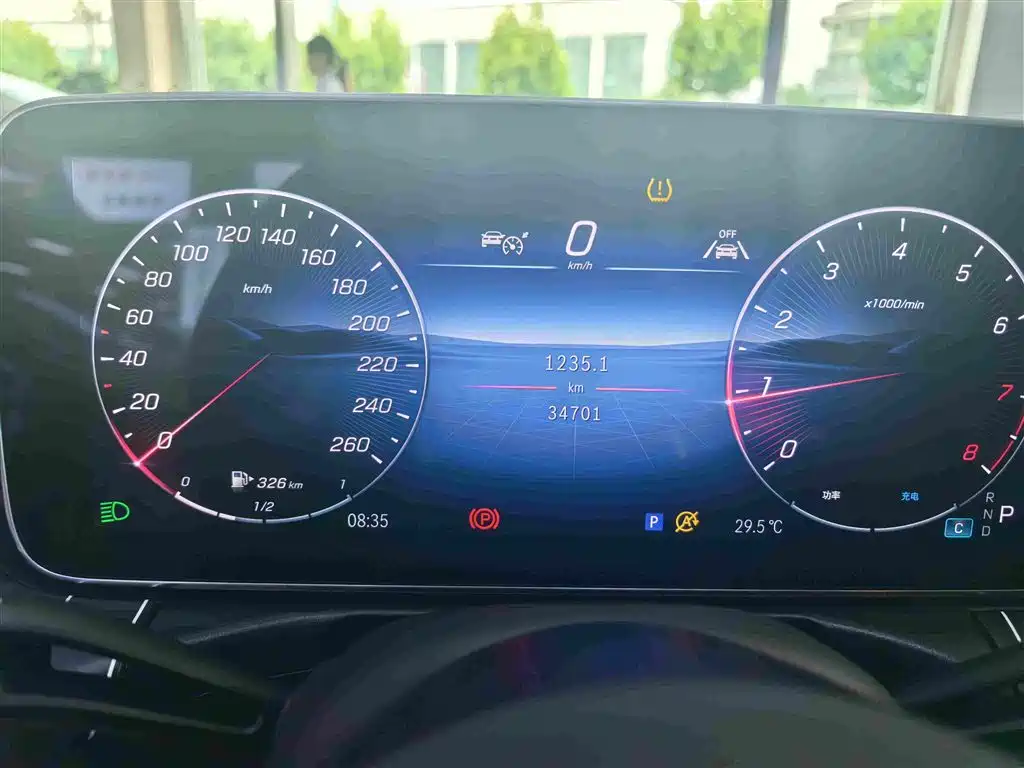 Mercedes-Benz C-Class — миниатюра 12