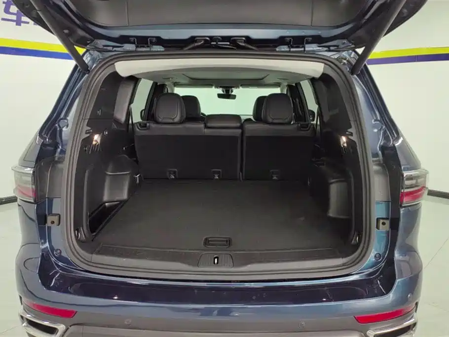 JEEP GRAND COMMANDER