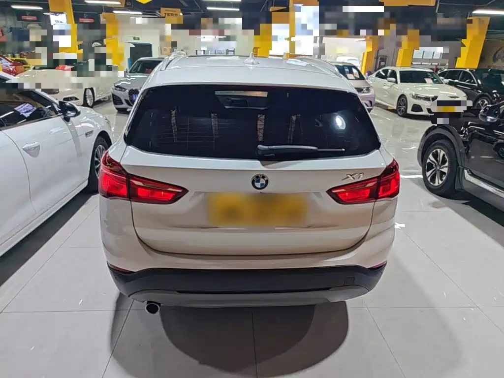 BMW X1 — миниатюра 6