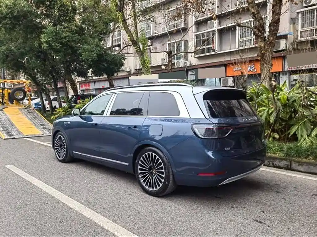 Aito M9 2024 Ultra 42kWh 6 мест