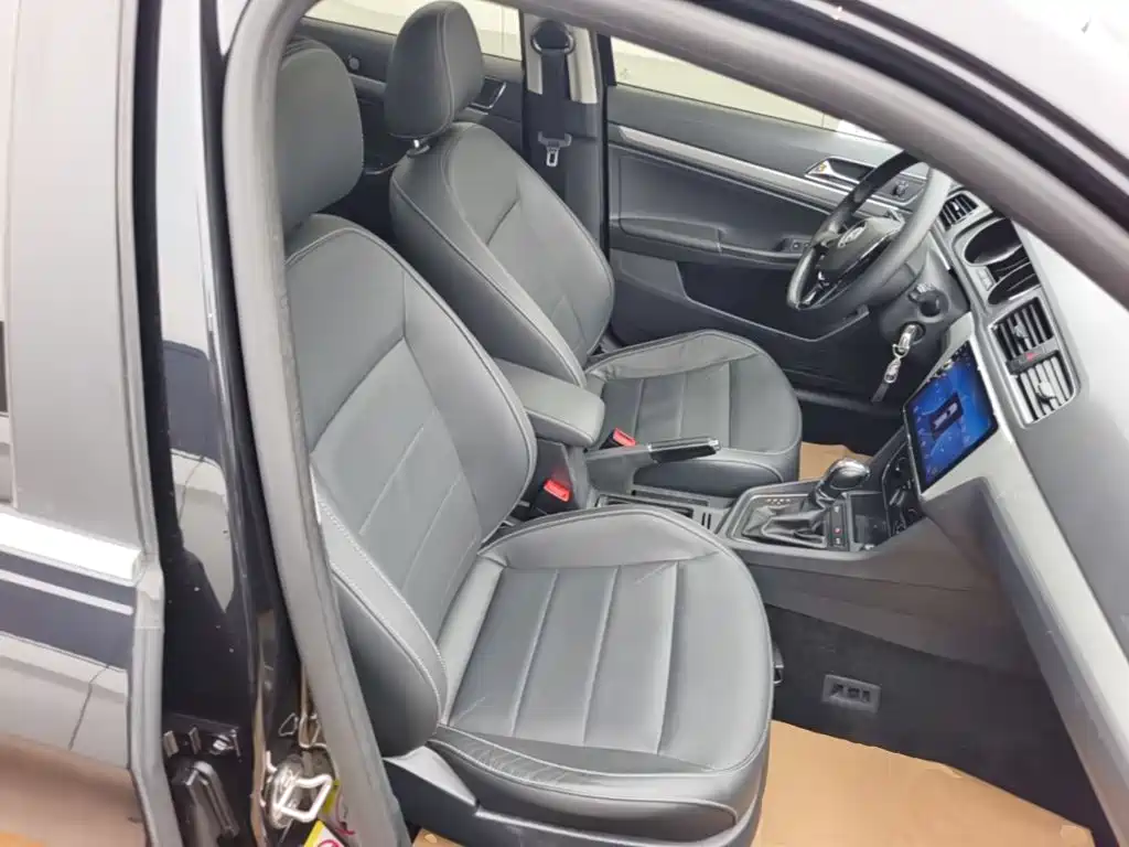 Volkswagen Lavida — миниатюра 25