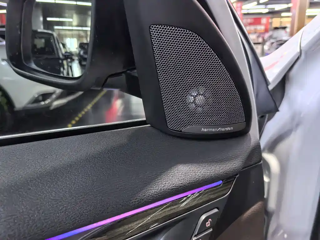 BMW X1 — миниатюра 12