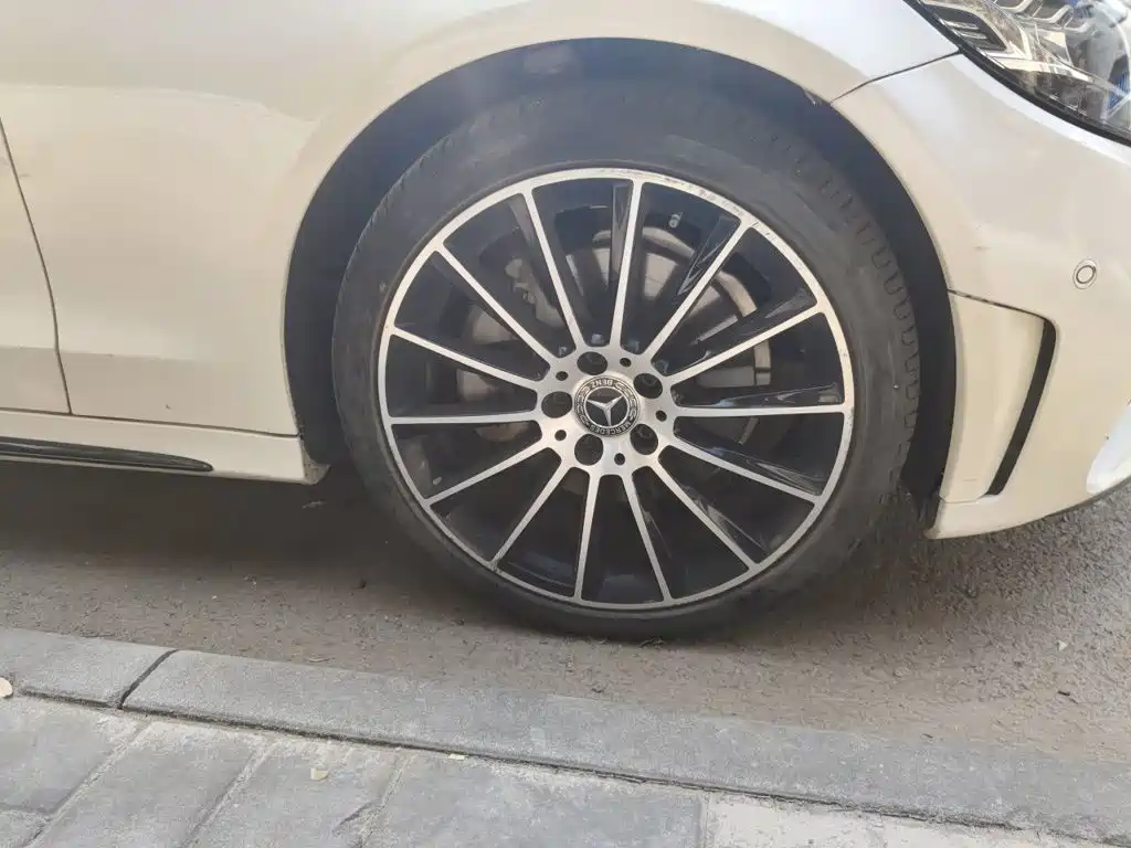 Mercedes-Benz C-Class — миниатюра 8