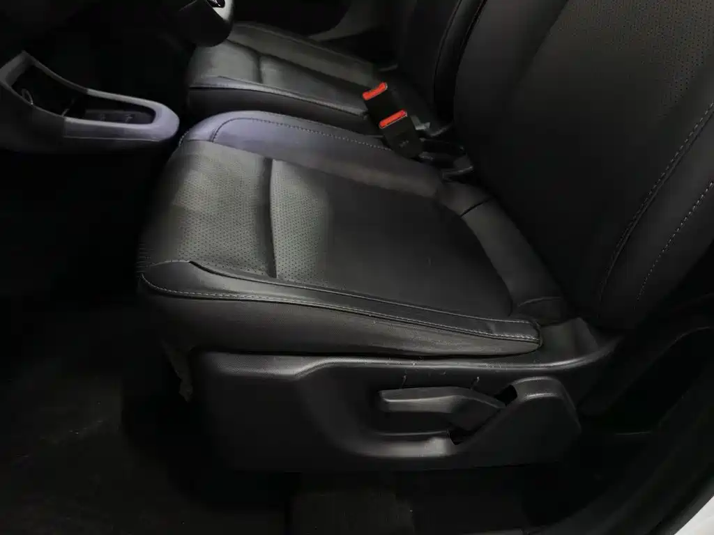 Leapmotor Leapmotor T03 — миниатюра 20