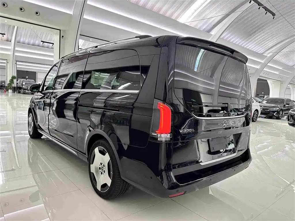 Mercedes-Benz V-Class — миниатюра 5