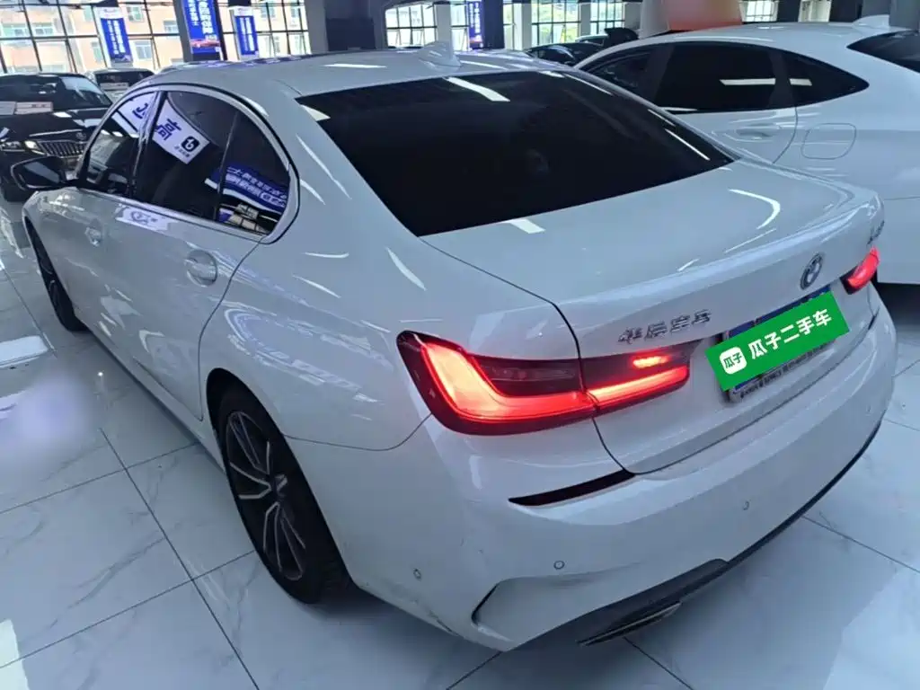 BMW 3 Series — миниатюра 5