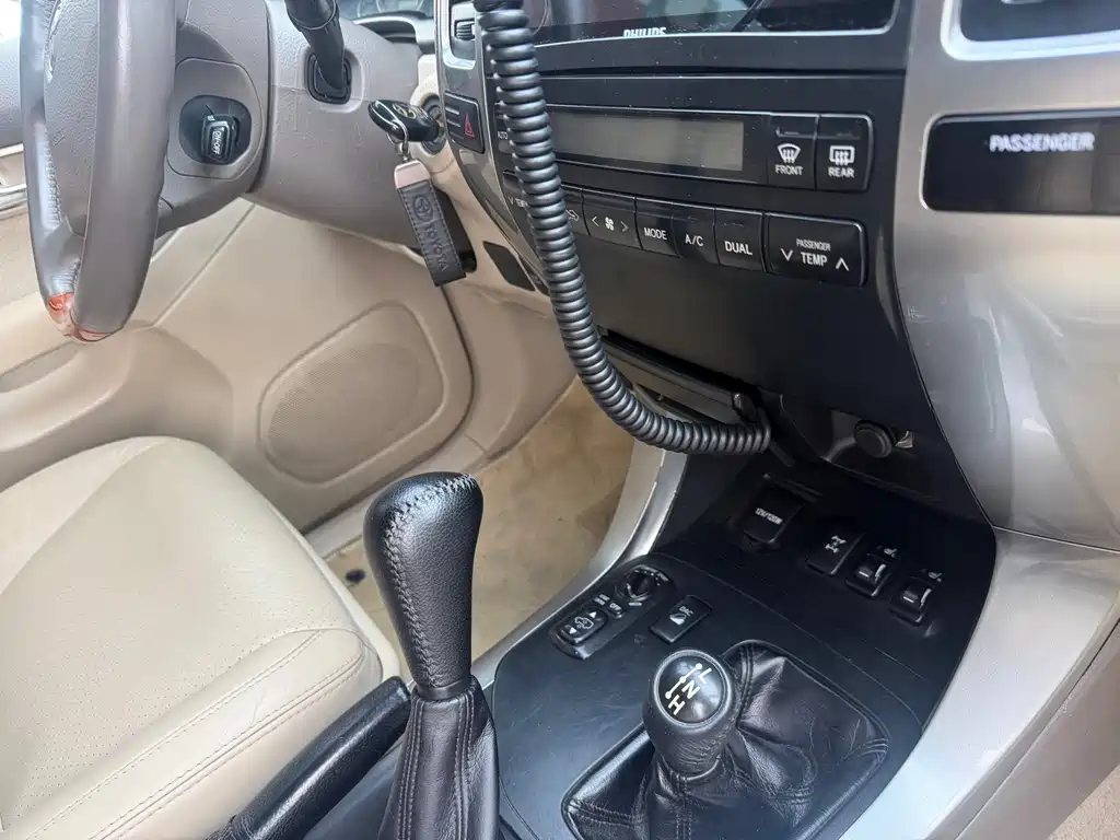 Toyota Prado — миниатюра 6