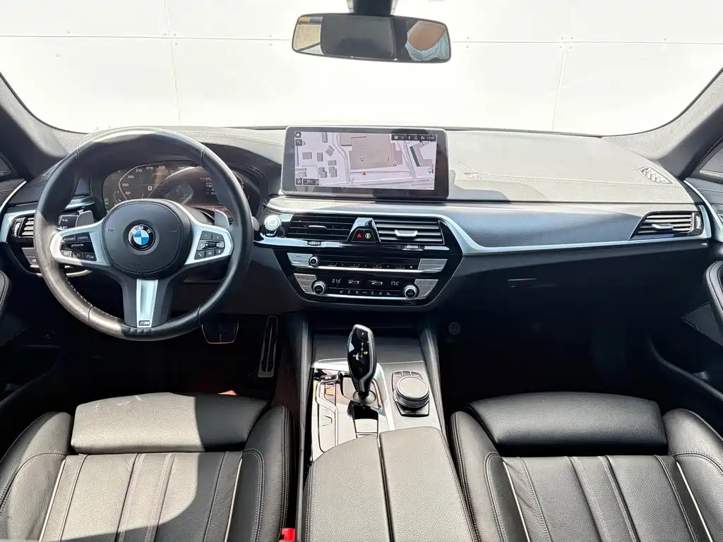 BMW 5 Series (Import) — миниатюра 25