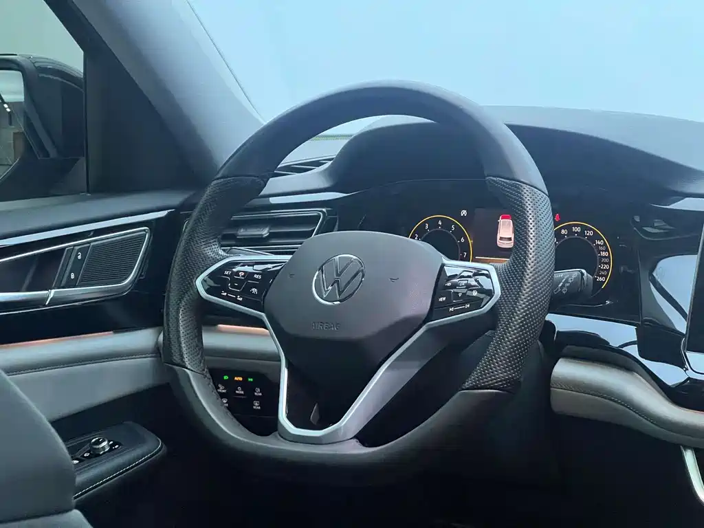 Volkswagen Teramont — миниатюра 15