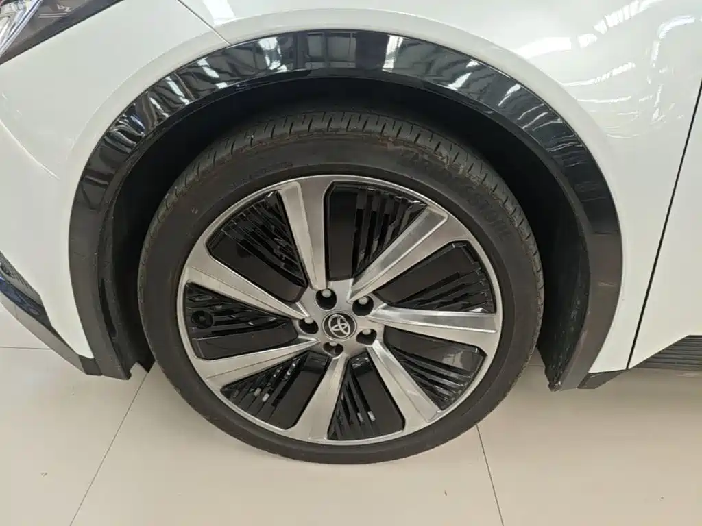 Toyota bZ5 — миниатюра 23