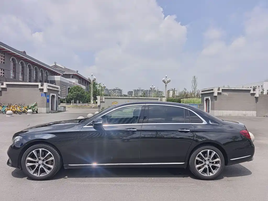 Mercedes-Benz E-Class E 2016 E 300 L Fashion