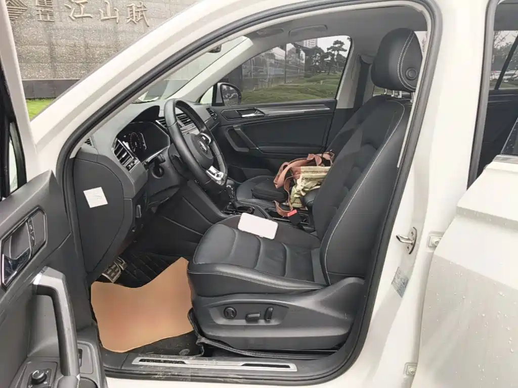 Volkswagen Tiguan L — миниатюра 15