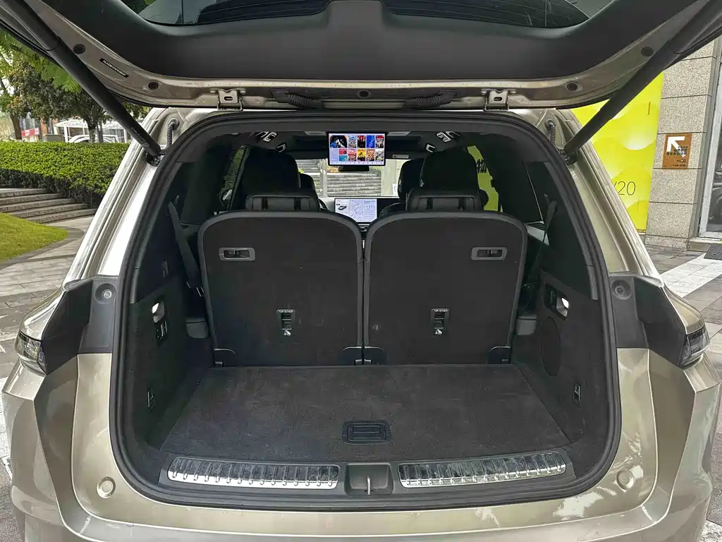 Li Auto Li L9 — миниатюра 9