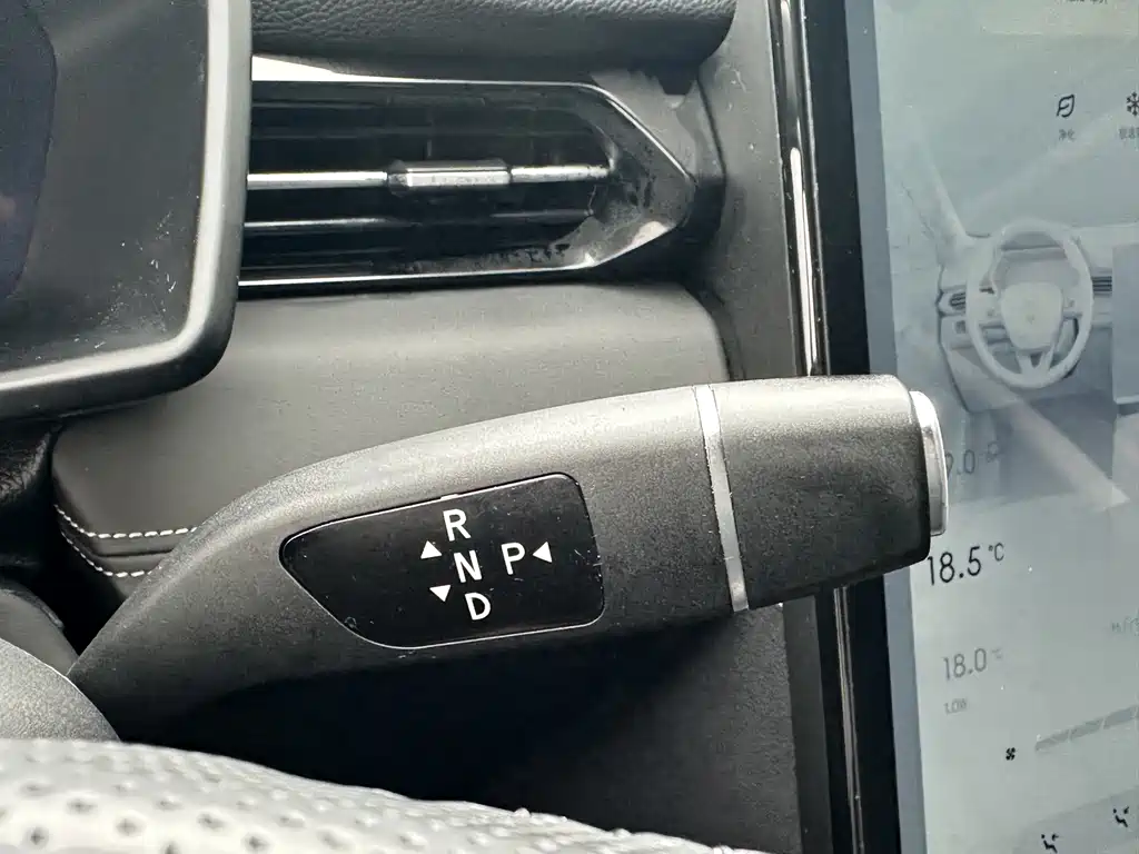 XPeng G3 — миниатюра 8