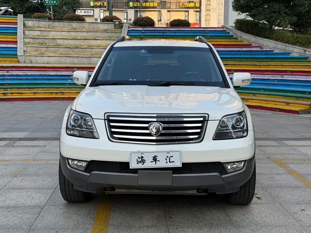 Kia Borrego — миниатюра 2
