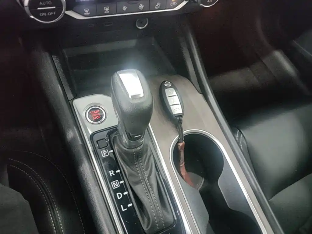 Nissan Teana — миниатюра 14
