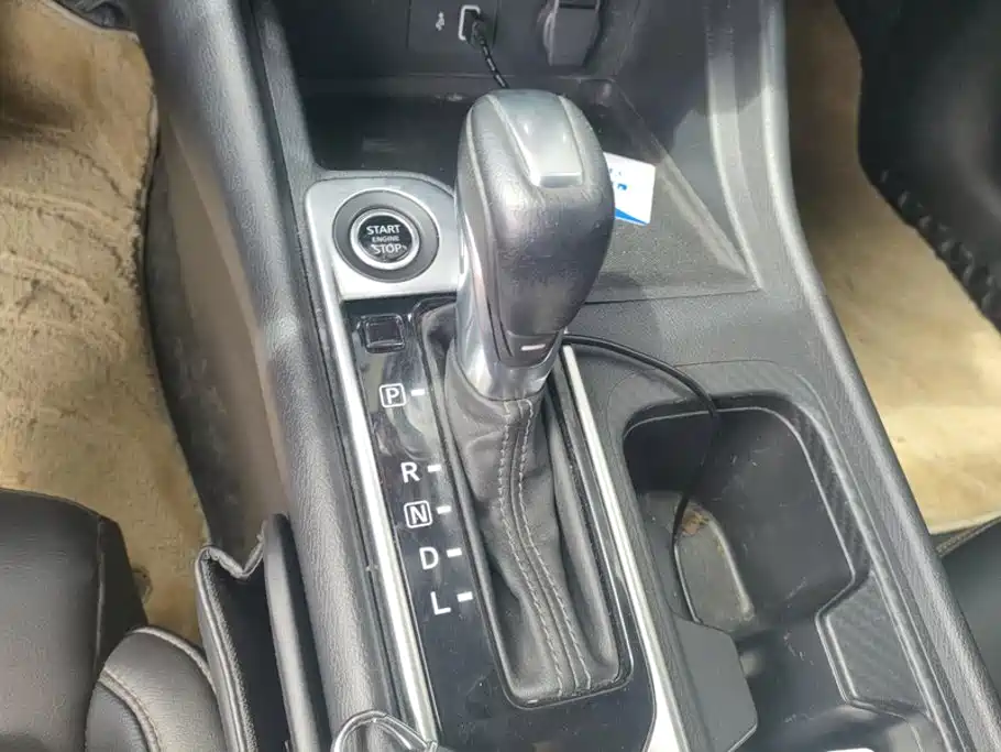 Nissan Sylphy — миниатюра 16