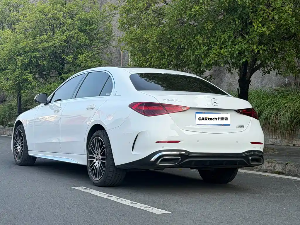 Mercedes-Benz C-Class — миниатюра 9
