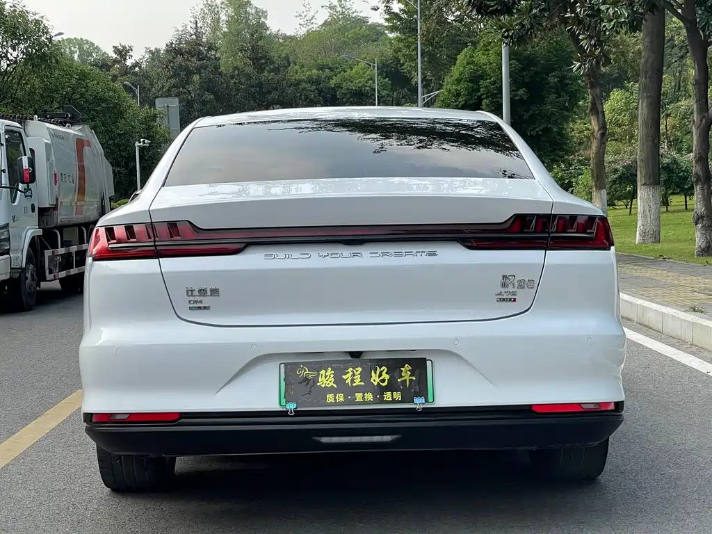 BYD Han — миниатюра 6