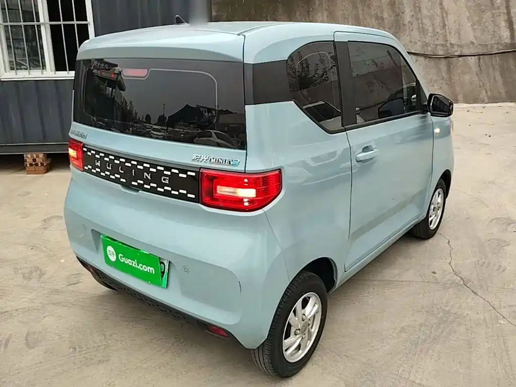 Wuling MINIEV — миниатюра 7