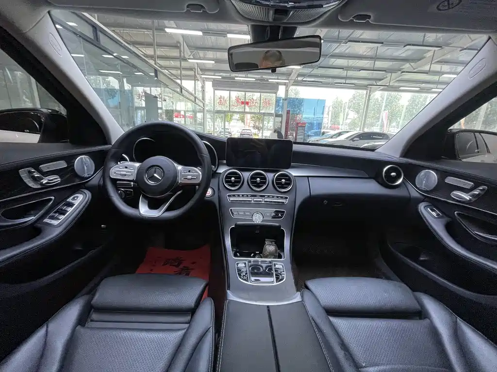 Mercedes-Benz C-Class — миниатюра 22