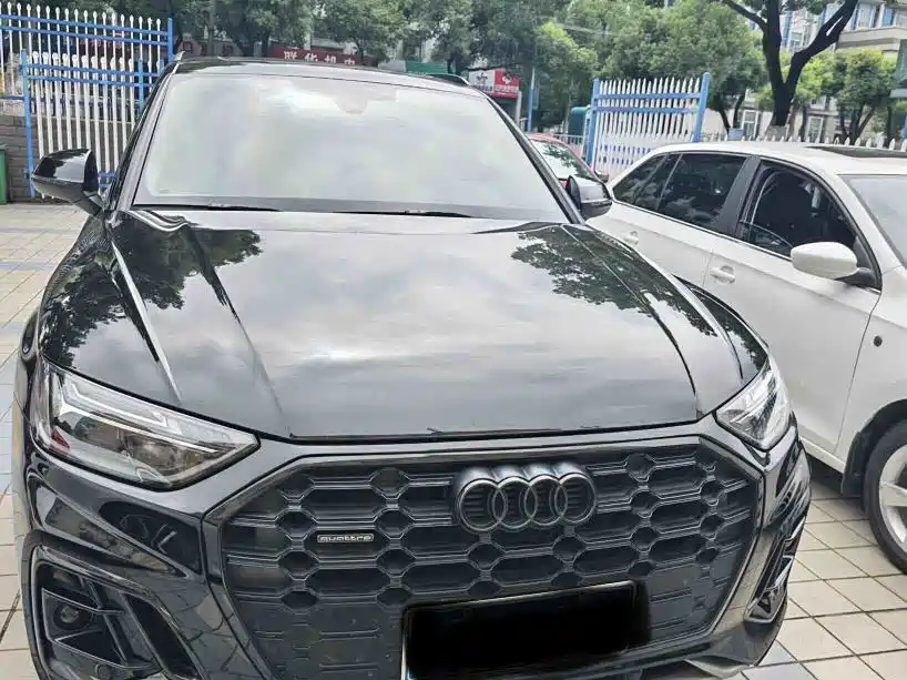 Audi Q5L — миниатюра 2