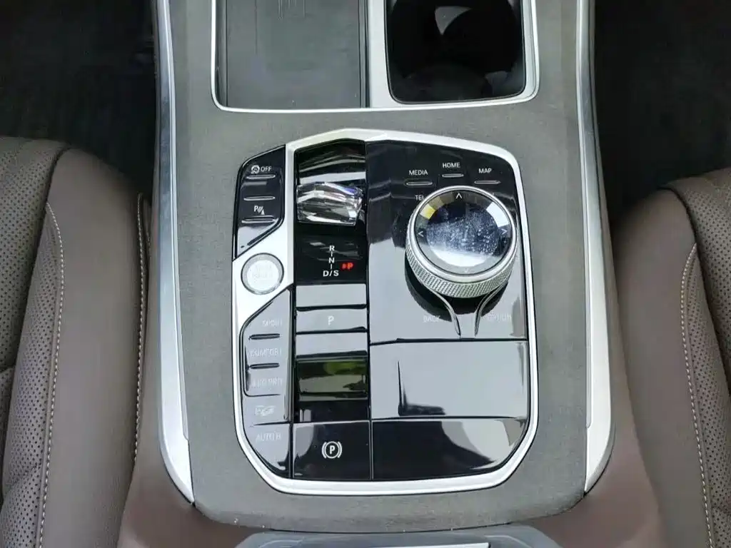 BMW X5 — миниатюра 10