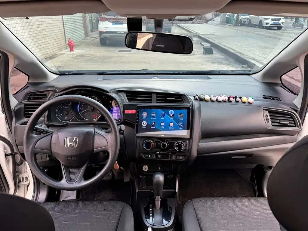 Honda Fit — миниатюра 14